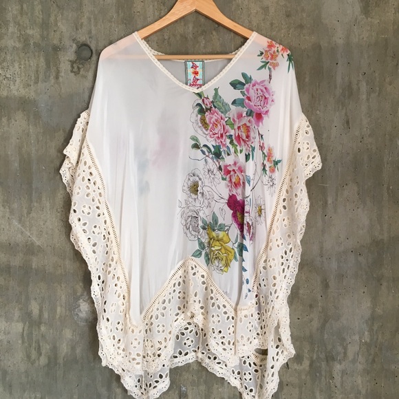 Johnny Was JW Floral Crochet Trim Boho Poncho - Picture 2 of 6